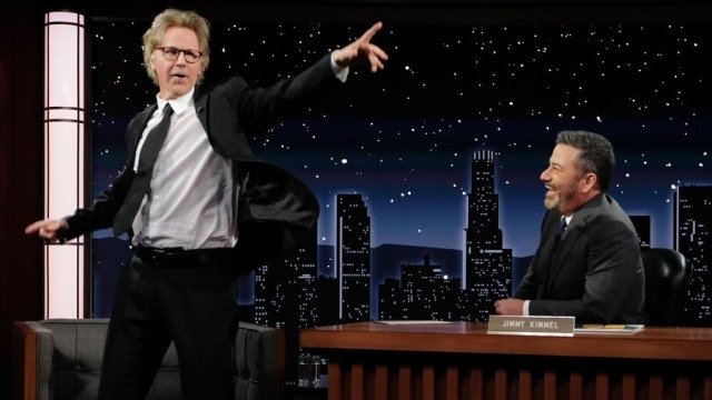 Jimmy Kimmel Live! - Season 21 Episode 26 : Dana Carvey, Jonathan Majors