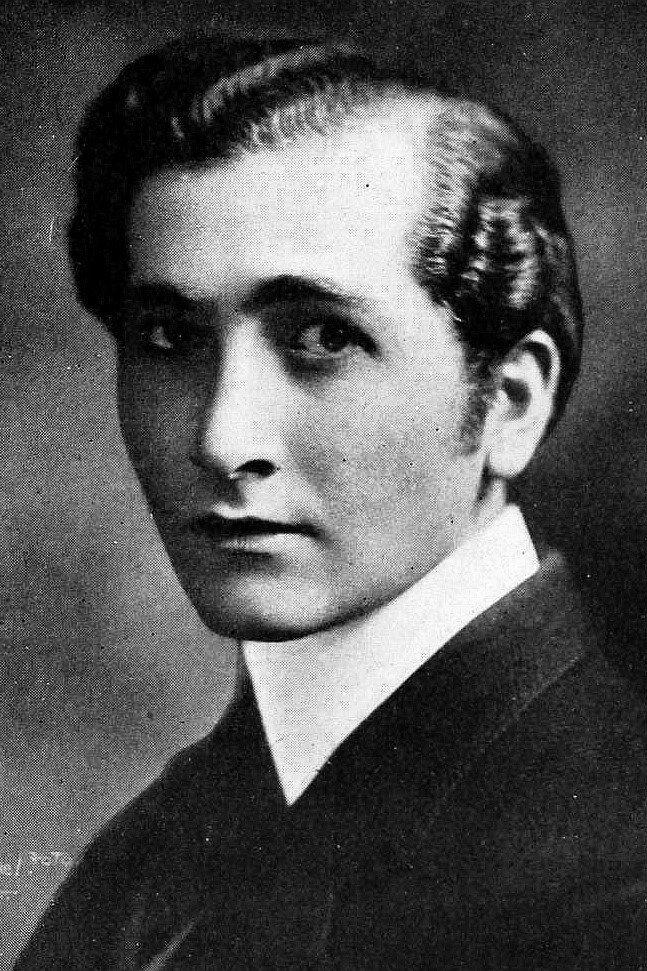 et billede af John Keller