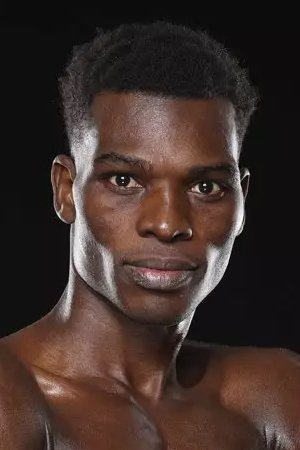et billede af Richard Commey