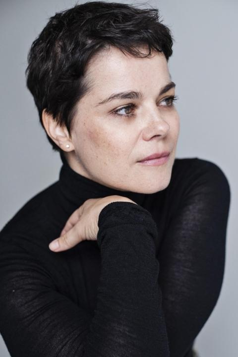 et billede af Sarah Woodruff