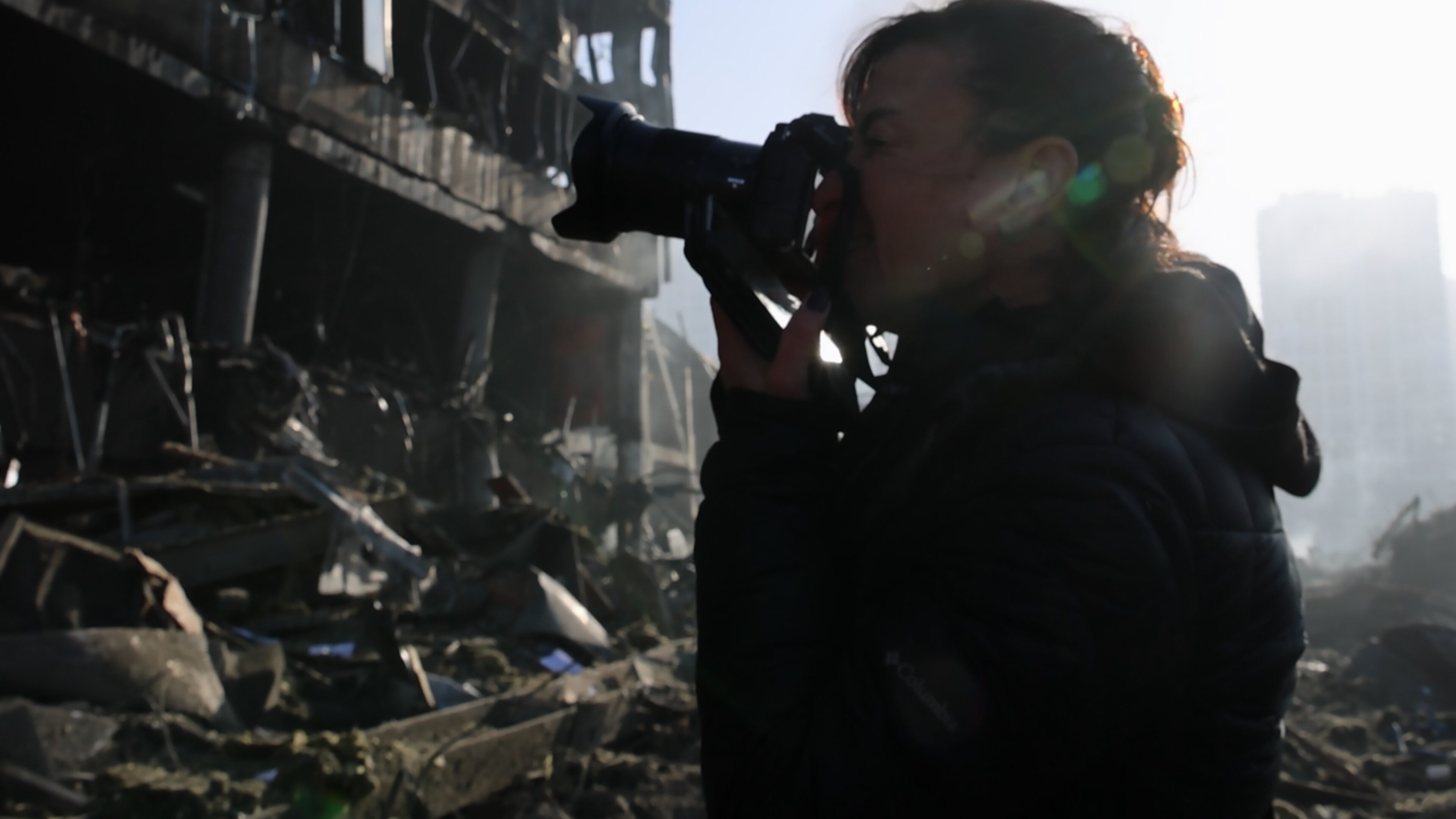 Love+War (2025)