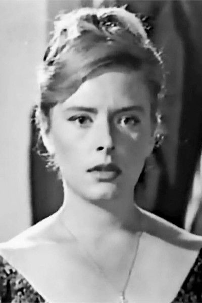 et billede af Efi Oikonomou