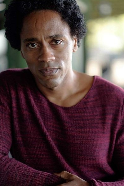 et billede af Jesse Means