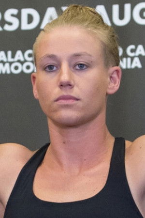 et billede af Alexa Conners