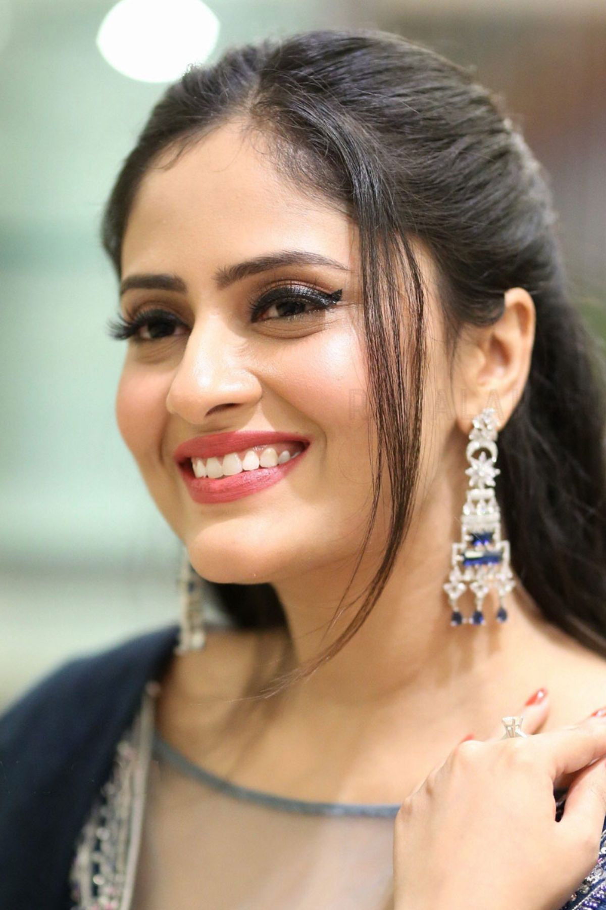 et billede af Sanya Thakur