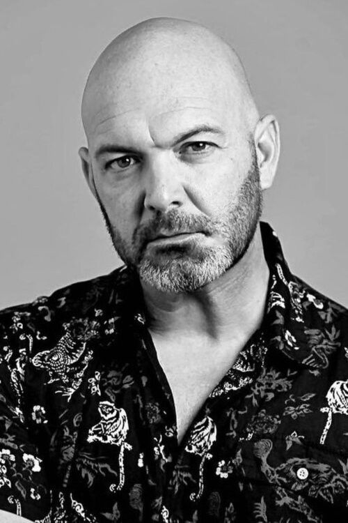 et billede af Carlos Reyes