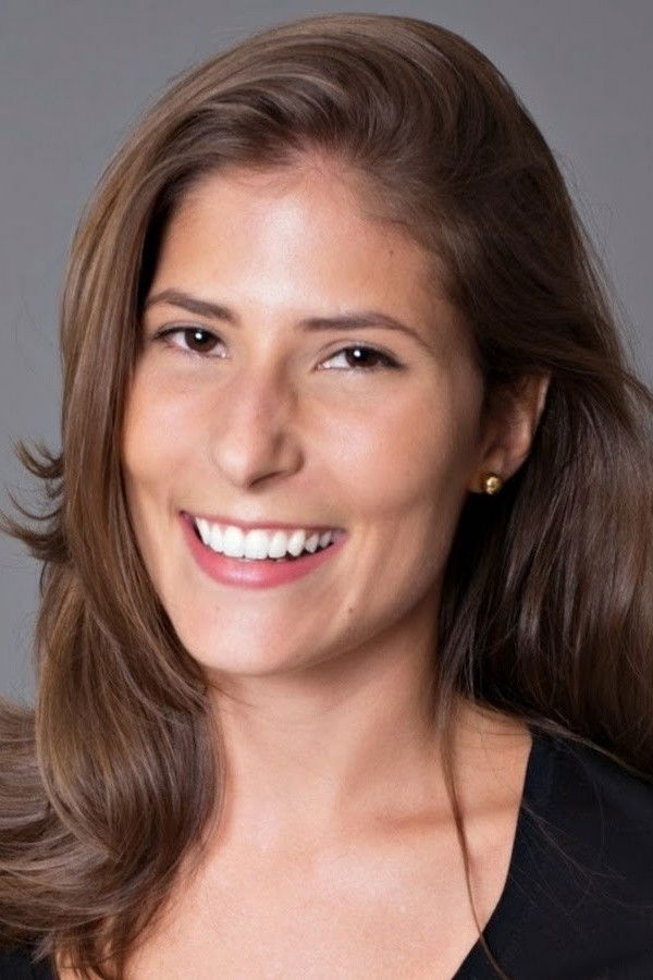 et billede af Adriana Perim