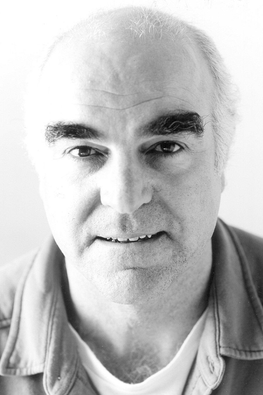 et billede af Stephen Frost