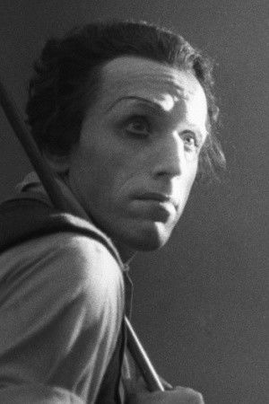 et billede af Aleksey Yermolayev