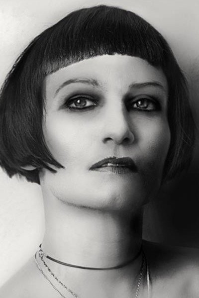 et billede af Mona Mur