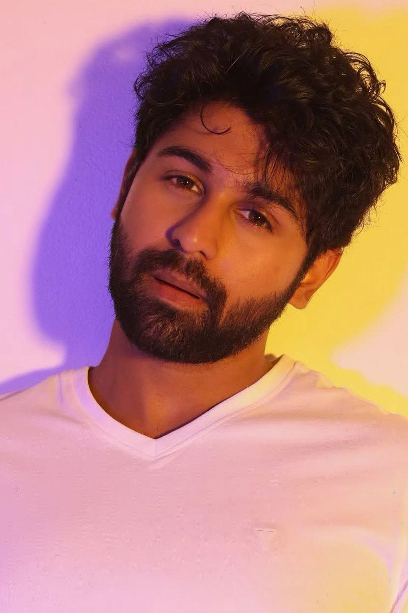 Et billede af Aditya Madhavan