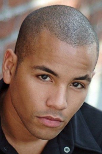 et billede af Stephen Mwinga