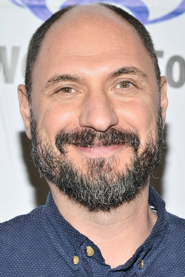 et billede af Loren Bouchard