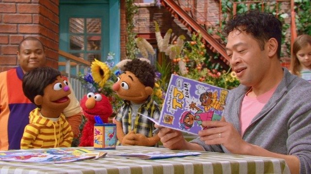Sesame Street - Season 54 Episode 28 : Tamir Learns Tagalog