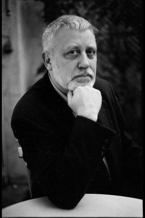 et billede af Eduardo de Gregorio