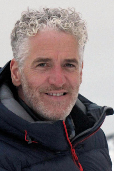 et billede af Gordon Buchanan