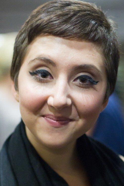 et billede af Rosamund Hanson