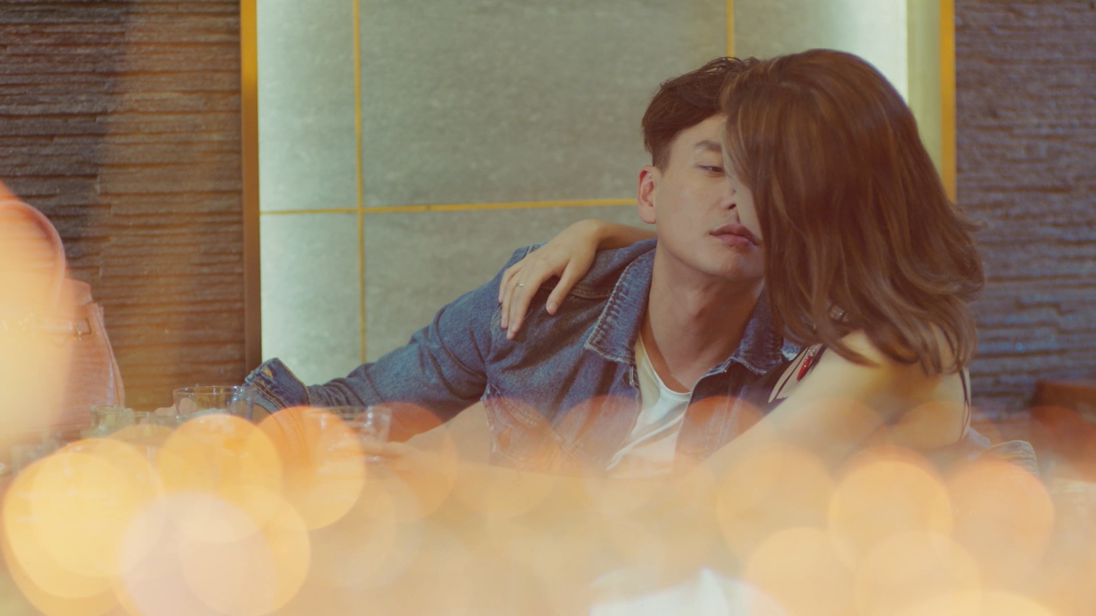 Thumbnail for Episode 1 - 張東加入保險調查組 Season 1 Episode 1