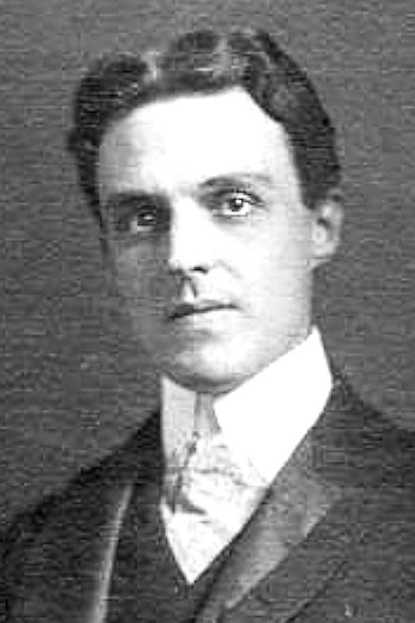 et billede af Raymond Whittaker