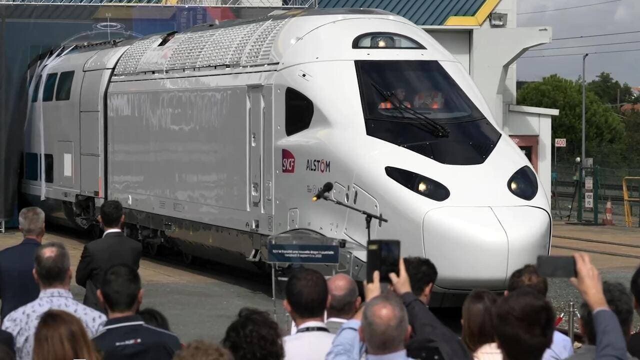 TGV, génie français du rail (2022)