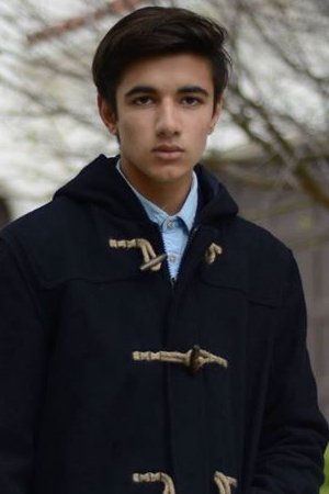 et billede af Javan Tahir