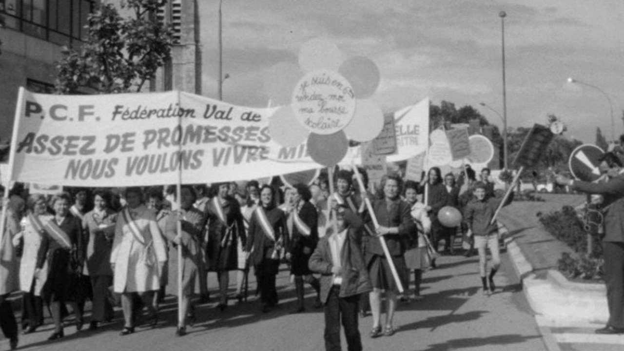 Manifestation des mères de famille à Créteil (1971)