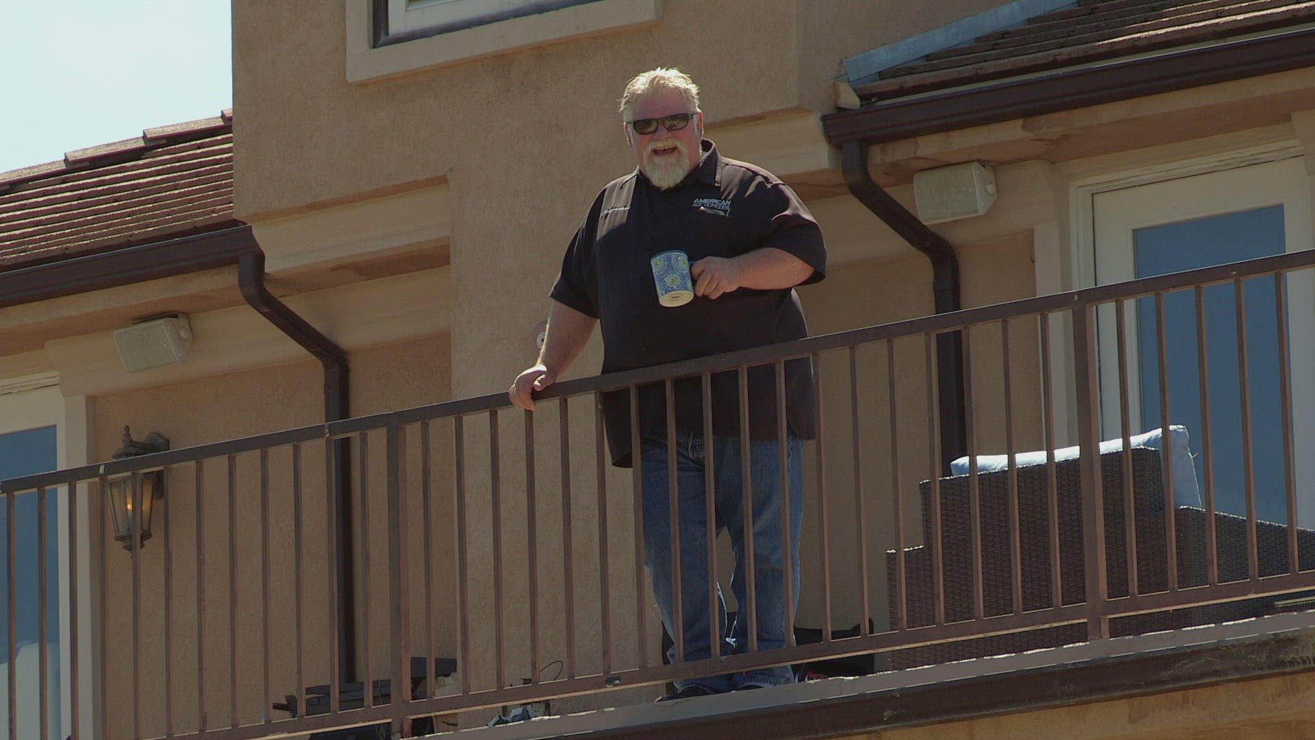 Storage Wars Season 17 :Episode 8  Goody Two Hundred-Shoes