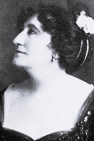 et billede af Clara T. Bracy