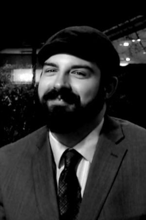 et billede af Josh Phillips