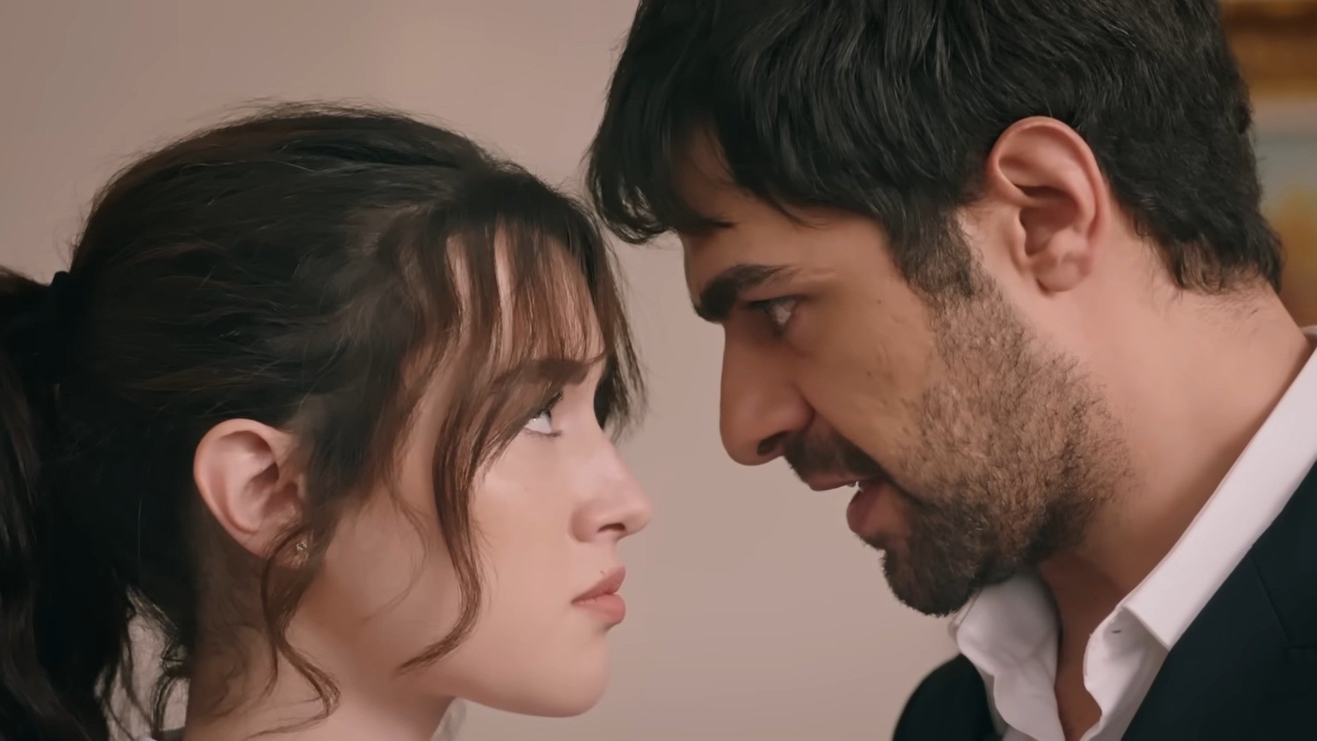 Rüzgarlı Tepe 1x10