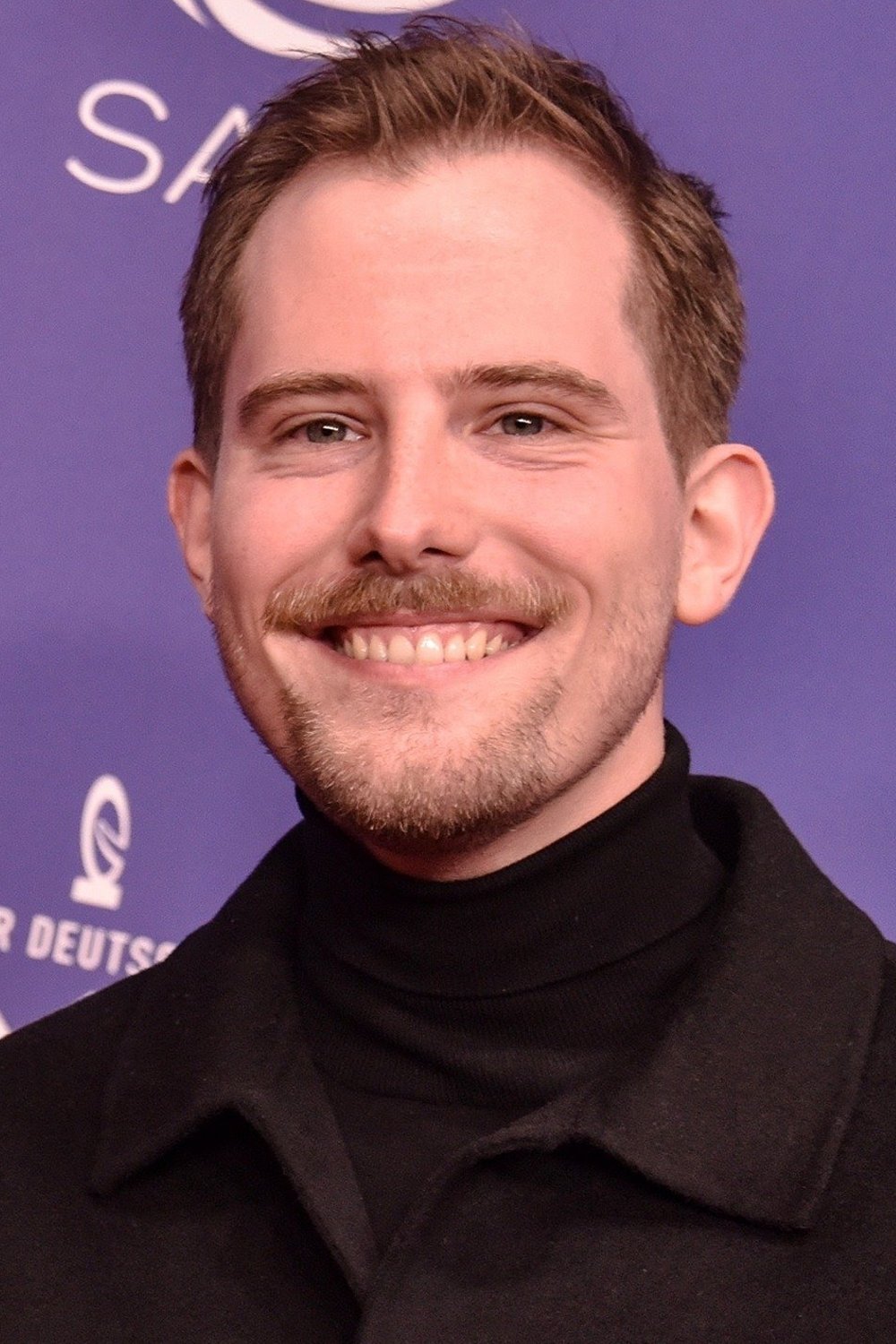 et billede af Dennis Wolter