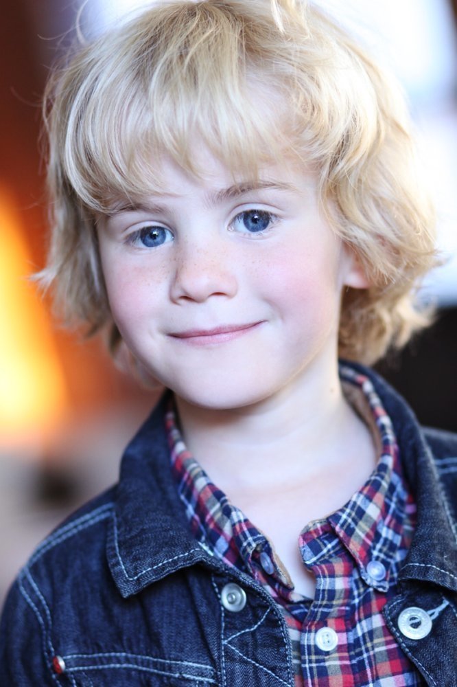 Arthur Couillard's picture in the cast