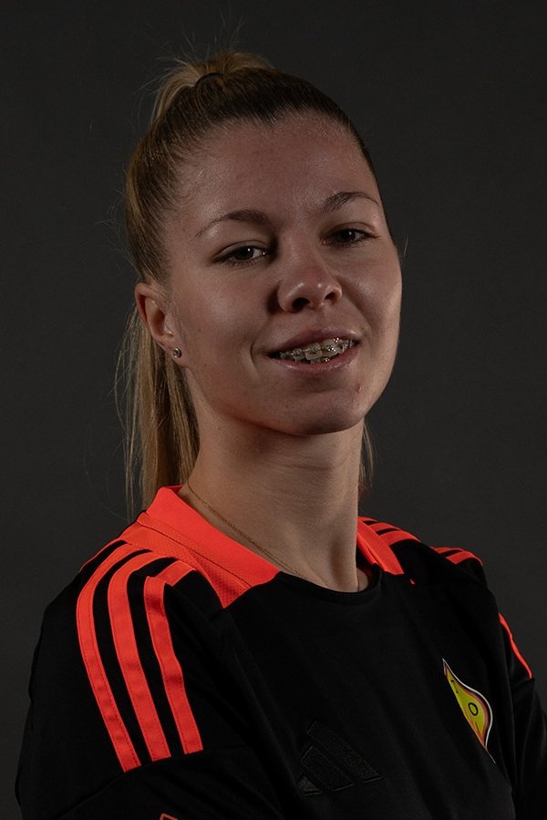 Lyndsey Van Belle