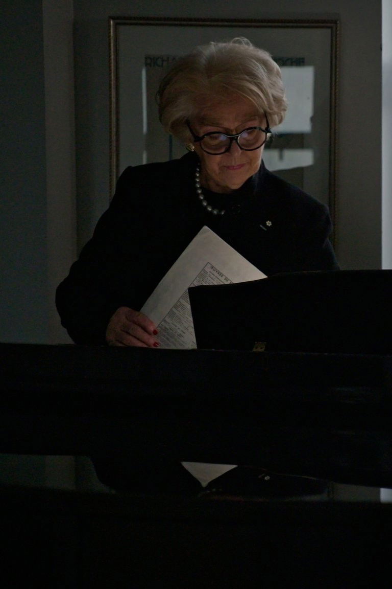 Rosemarie Landry: Sharing Lyric Art