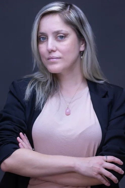 et billede af Cibele Donato