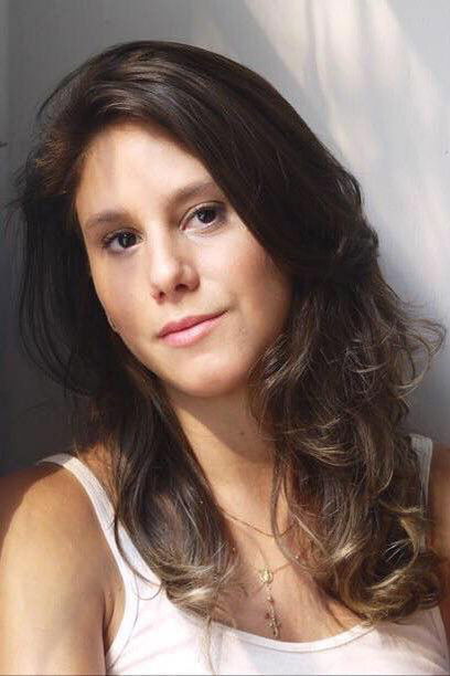 et billede af Mariana Cysne