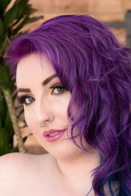 et billede af Lola Rayne