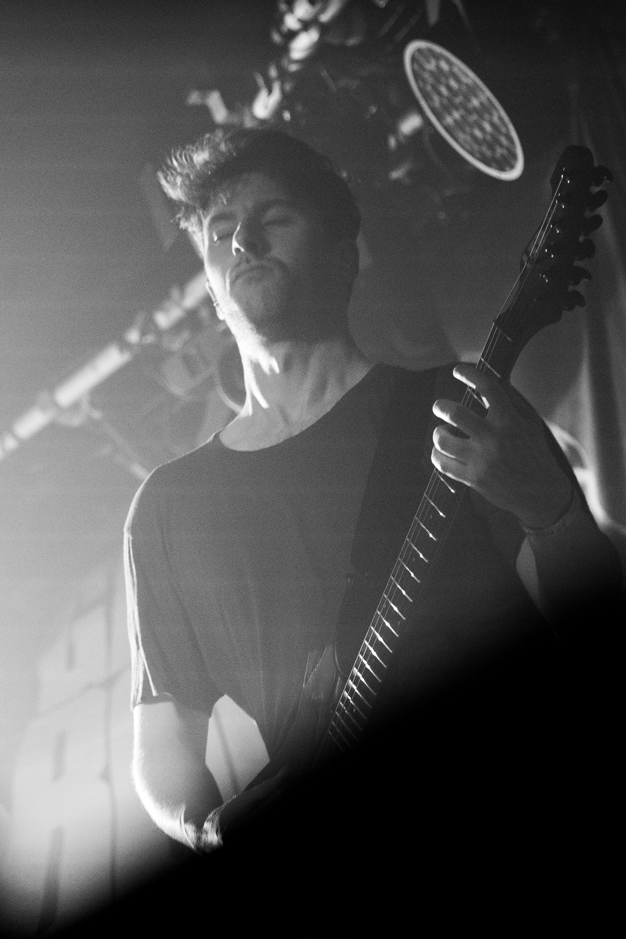 et billede af John Roche