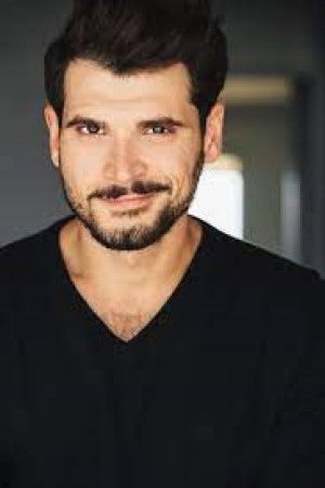 et billede af Jay Eftimoski