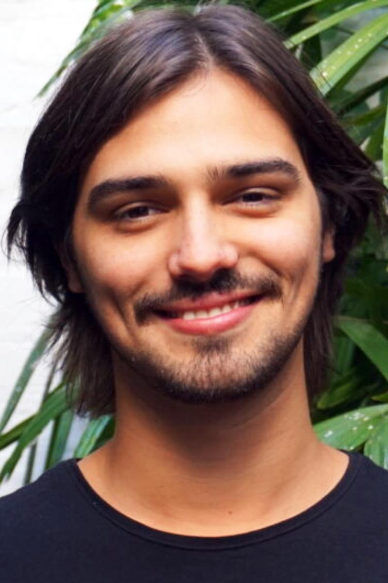 Miguel Beláustegui's picture in the cast