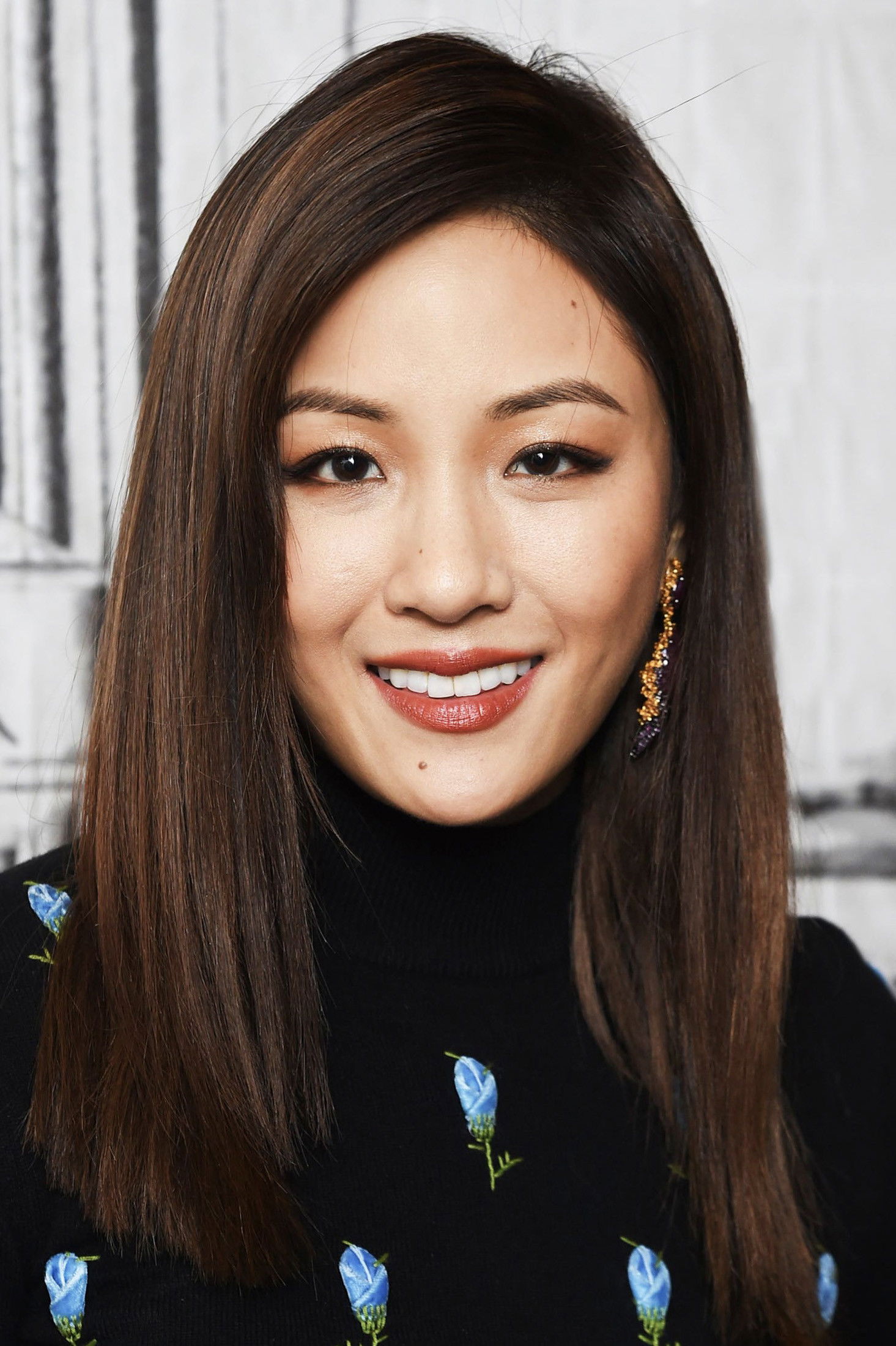 et billede af Constance Wu