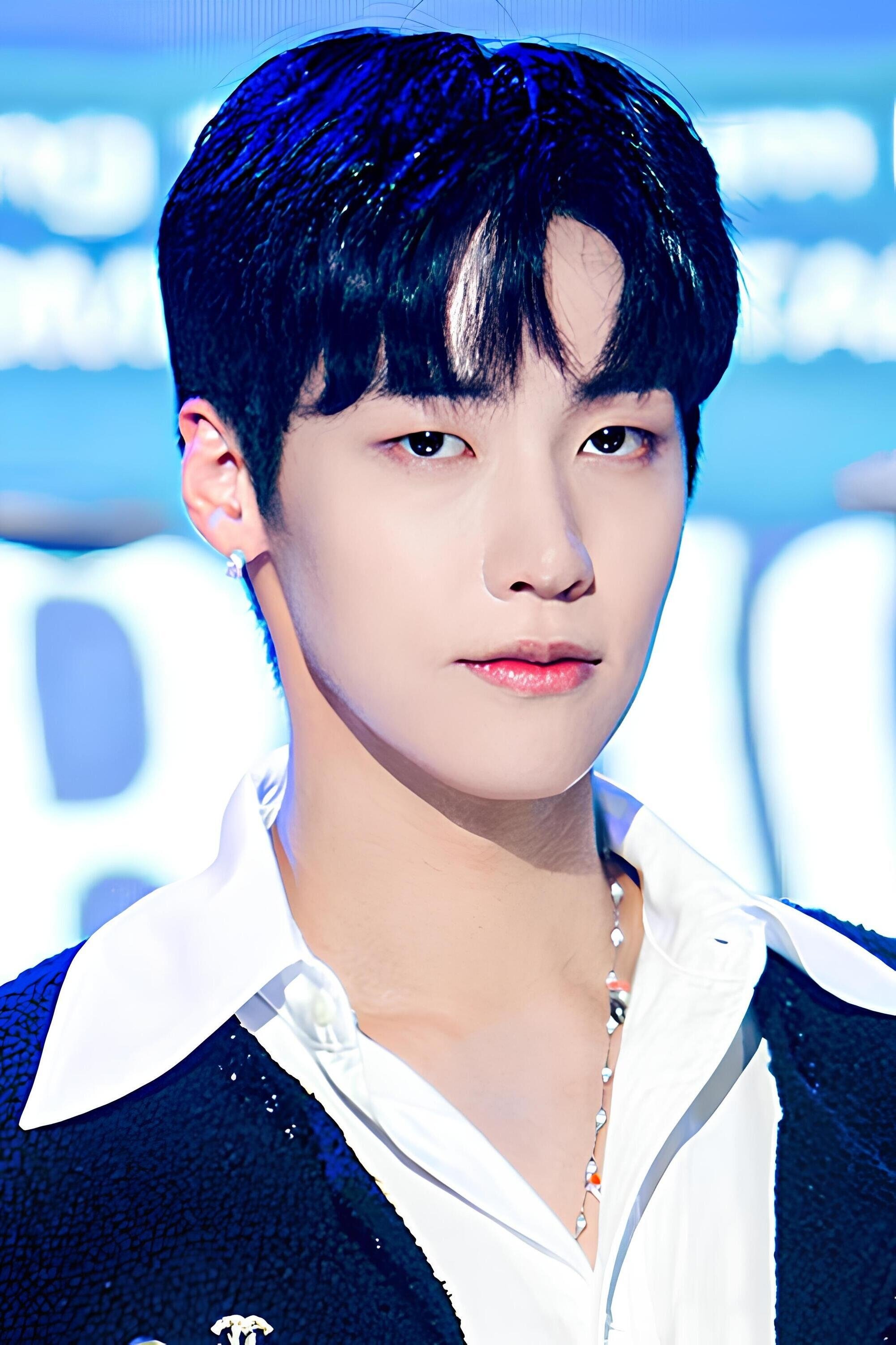 Lee Seunghyub Profile Images — The Movie Database (TMDB)