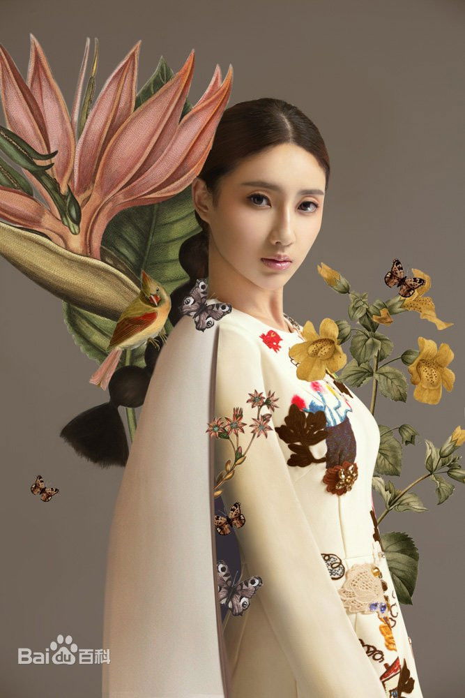 et billede af 房星彤