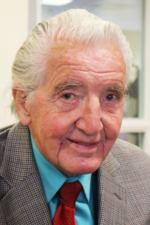 et billede af Dennis Skinner