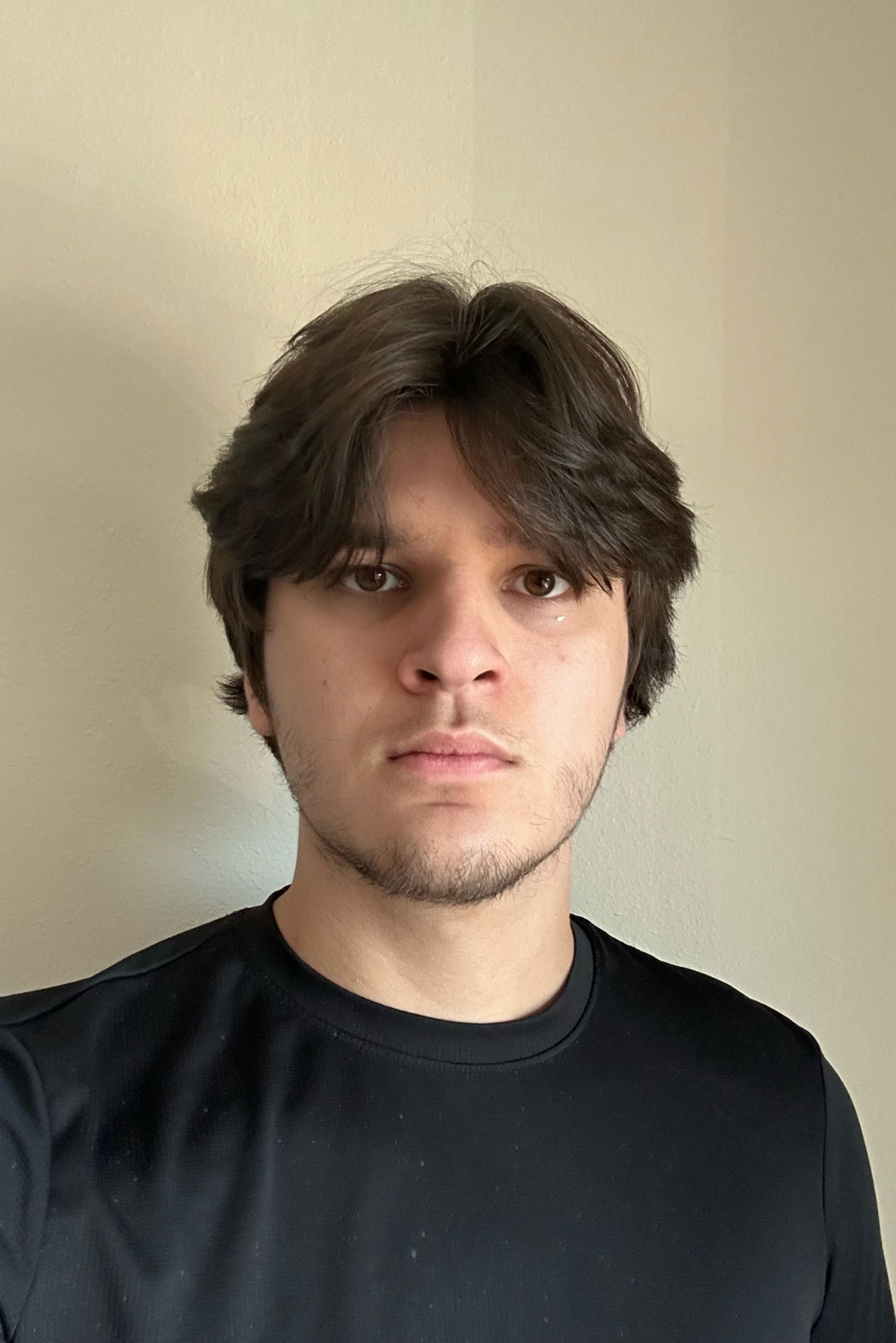 et billede af Adrian R. Prescott