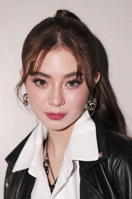 et billede af Fyang Smith