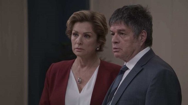 Imperio De Mentiras