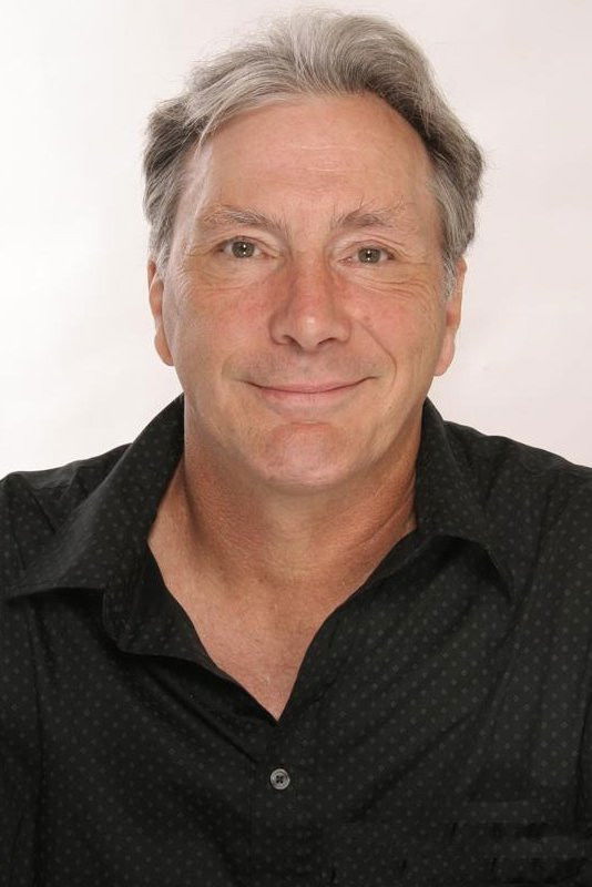 et billede af Gene Larche