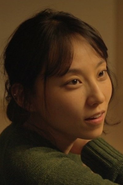 et billede af Ahn Ju-young