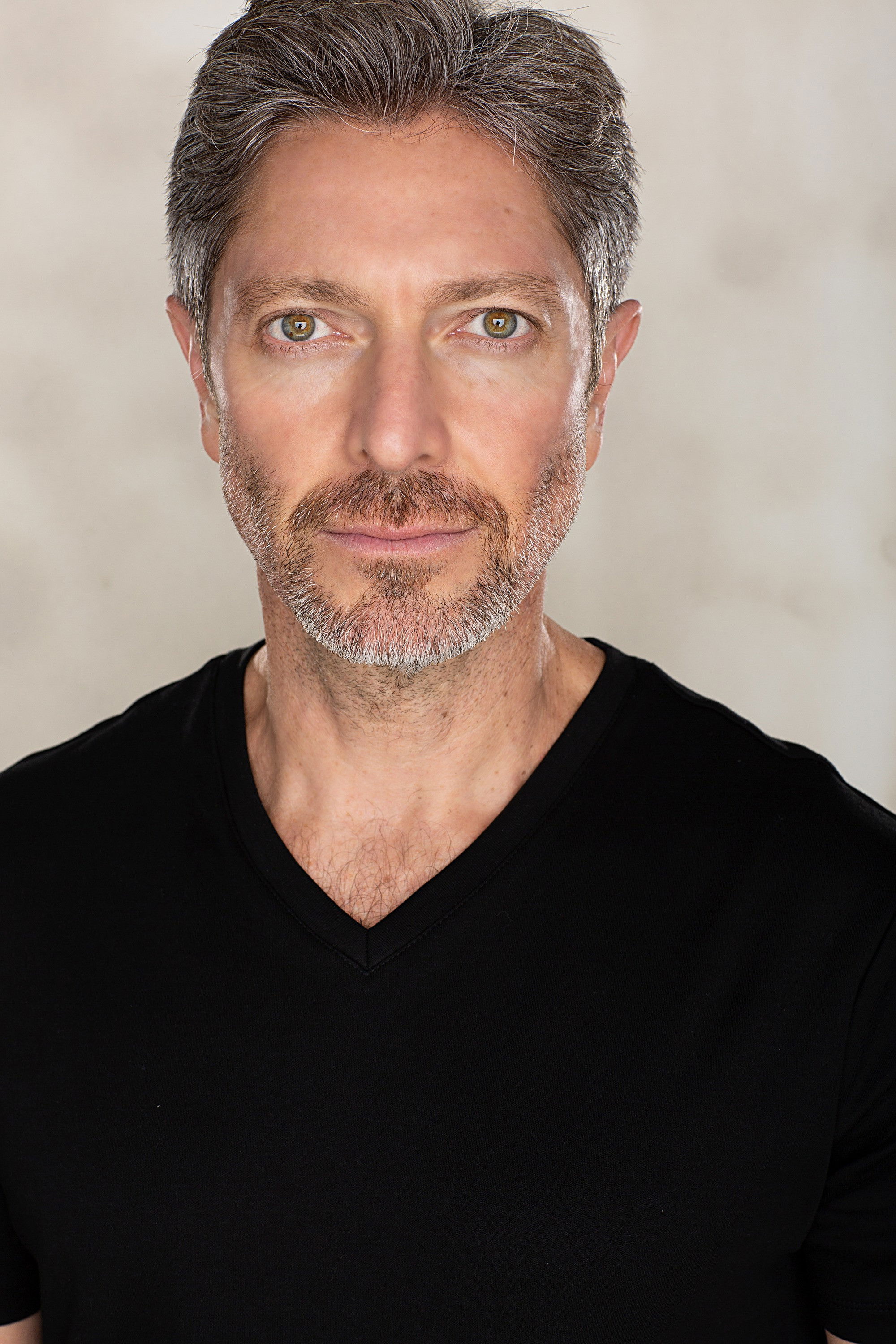 et billede af Pourya Rahbar